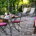 Apartment Menotre